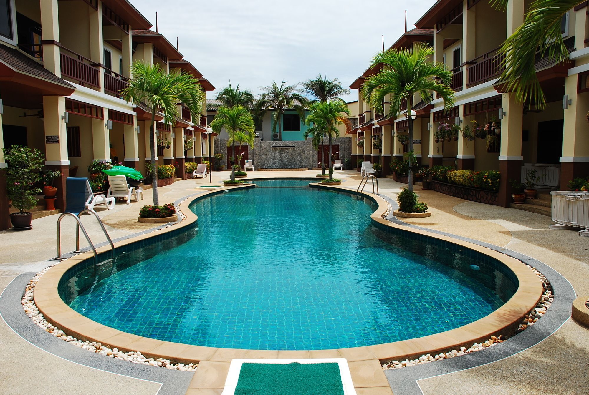 Thai Paradise South Residence 차암 외부 사진